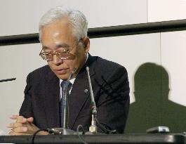 Tsurushima resigns as TSE president over system problems