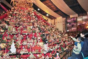 30,000 "hina" dolls displayed in Katsuura, Tokushima Pref.