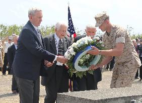 Japan, U.S. commemorate WWII war dead on Iwoto Island