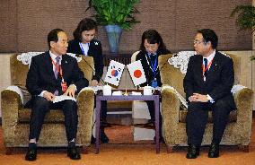 Japanese, S. Korean environment ministers meet in Shanghai