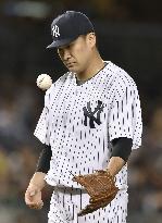 Tanaka takes 6th loss of season as Yankees fall to Indians