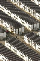 (4)Nagaoka, Oguni residents move into temporary housing