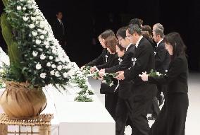 Bereaved families in Miyagi Pref. remember 2011 disaster victims