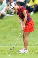 S. Korean Lee makes tourney-winning putt in Golf 5 Ladies playoff