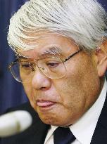 Nichias chief to resign over data fabrication