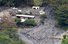 Volcano on southwestern Japan island erupts for 2nd day