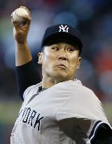 Tanaka roughed up again in Yankees' win