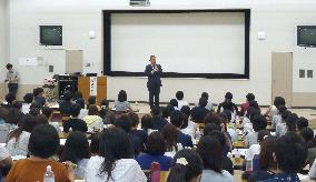 Students participate in seminar for interpreters for Olympics