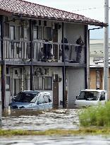 Japan struggles with floods for 2nd day
