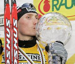 Finland's Manninen wins World Cup Nordic combined