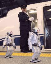 (3)Tokyo's Shinagawa opens bullet train station