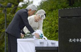 Emperor, empress visit Nagasaki A-bomb memorial site