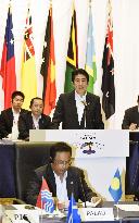 Abe vows more than 55 bil. yen to Pacific island nations over 3 yrs