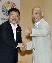 Tokyo Olympics minister meets with Tokyo governor