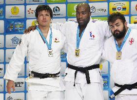 Teddy Riner wins men's 100 kg at World Judo Championships