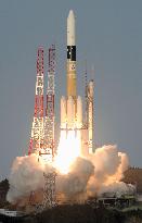 Japanese H-2A rocket lifts off carrying 1st commercial satellite