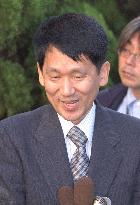 (5) Nobel chemical prize laureate Koichi Tanaka