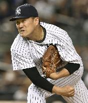 Tanaka takes 6th loss of season as Yankees fall to Indians