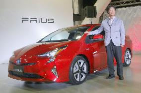 Toyota unveils new Prius model with better milage