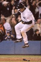 (3)Yankees beat Red Sox to advance to World Series