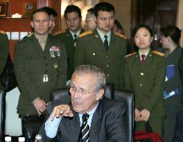 Rumsfeld speaks at China's military science academy