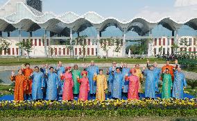 APEC leaders urge 'concrete steps' by N. Korea to scrap nuke