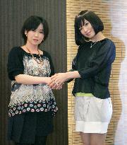 Kawakami wins Akutagawa award, Sakuraba gets Naoki Prize