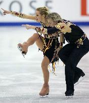 Denkova-Staviski pair wins ice dancing title