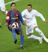 Barcelona vs. Internacional in Club World Cup final