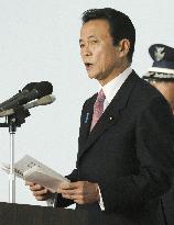 Aso welcomes back ASDF troops from Iraq mission