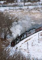 Railway fans treated to double steam locomotive run