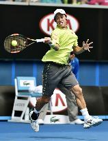 Nishikori wins 1st-round Australian Open match