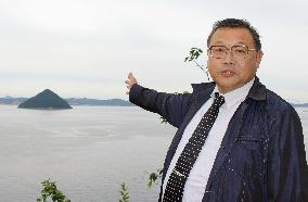 Man proposes tour of 88 treasure spots on Shikoku Island