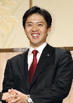 Man in news: Ex-parliamentarian Yoshimura now Osaka's new mayor
