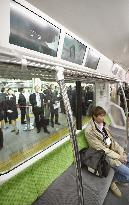 New Yamanote Line train introduced in Tokyo