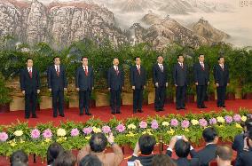 China's new leadership lineup announced