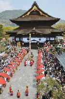 Large crowd observes special services at Zenkoji temple