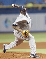 Sabathia gets 1st win of season