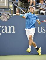 Nishikori crashes out in first round of U.S. Open