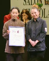 Japanese chef gets foreign chocolatier award at contest in Paris