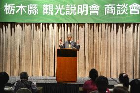 Tochigi gov. makes sales pitch in Taiwan