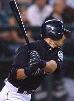 Mariners' Ichiro goes 2-for-5 against Rangers