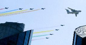 Beijing shows off new weaponry in 60th anniversary parade