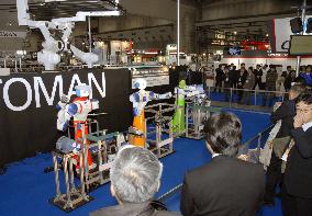 World's largest international robot fair opens in Tokyo