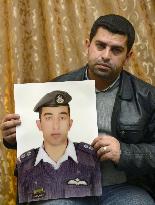 Brother shows photo of Jordanian pilot captured by Islamic State