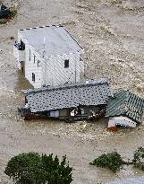 Downpours cause massive floods in eastern Japan