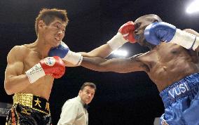 WBC champ Hasegawa defends 8th title with KO of Malinga