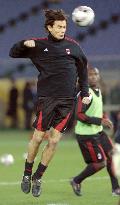 AC Milan practice for Club World Cup semifinals