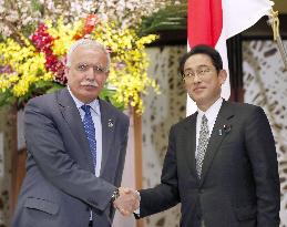Japan, Palestine foreign ministers meet in Tokyo