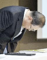 Toshiba to fall into red in FY 2014 after accounting scandal